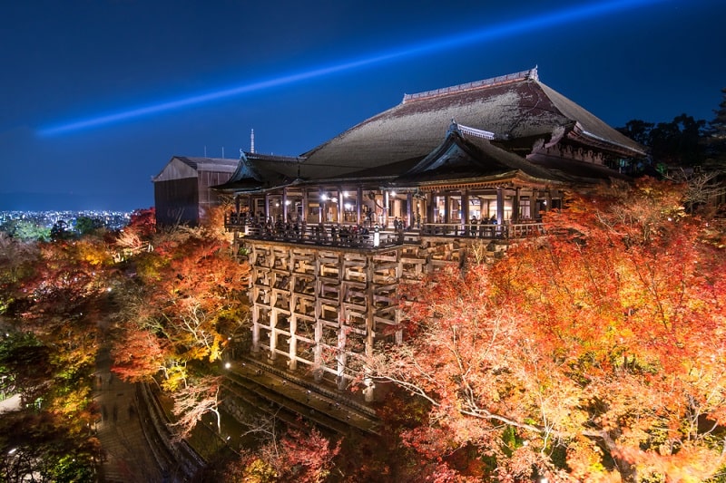 den-kiyomizu-dera-1-min-18042019-132700.jpg